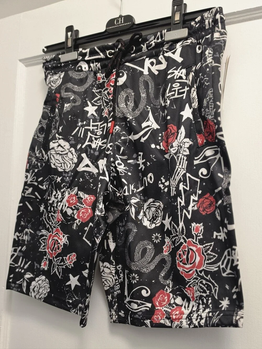 Black Graffiti Rose Print Shorts with Drawstring